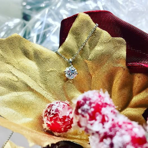Collana con diamante pendente Gioielleria Boner